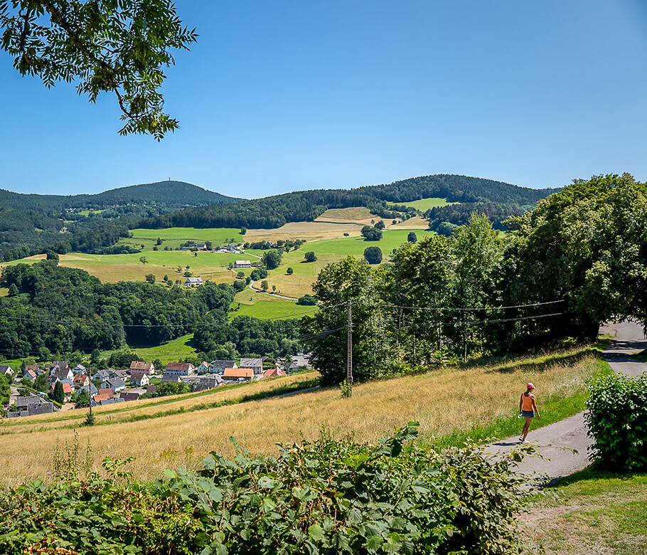 Randonnées pédestres, activité sportive au camping 2 étoiles en Alsace à Orbey Lefébure, près de Colmar