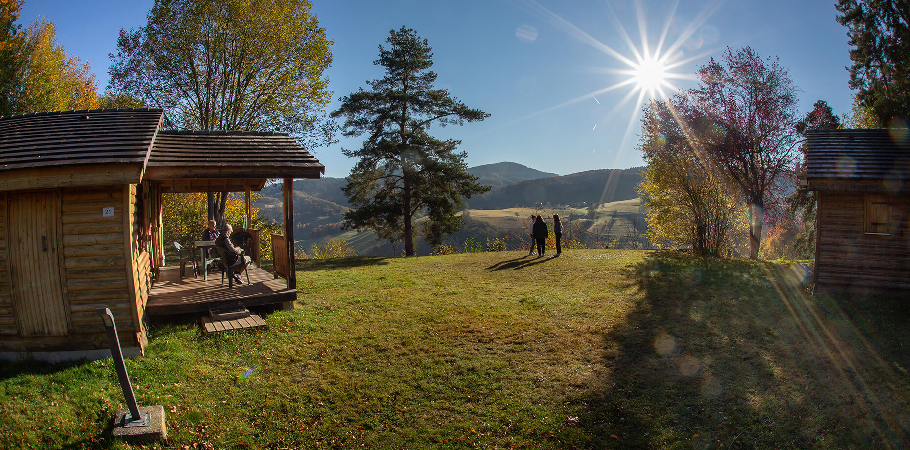 Chalets tout confort et tout équipés au camping 2 étoiles en Alsace à Orbey, près de Colmar