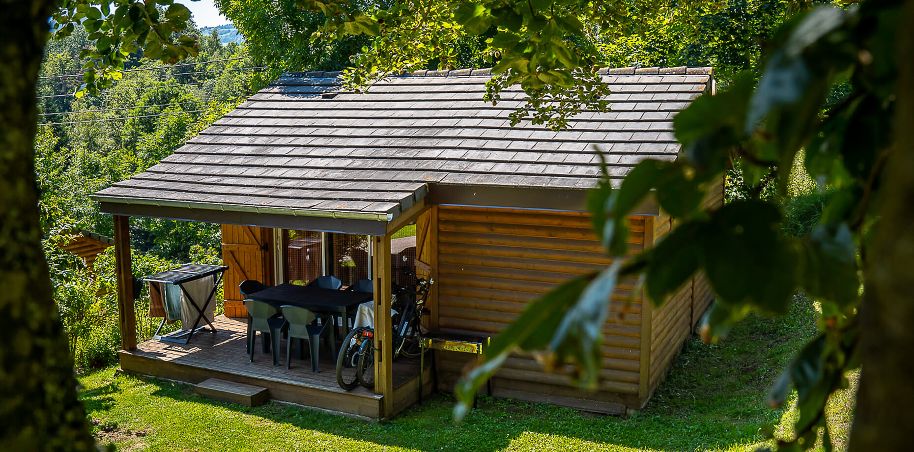 Location de chalet près de Colmar, Chalet Forester 28 m² 5 personnes max en Alsace. Vue extérieure