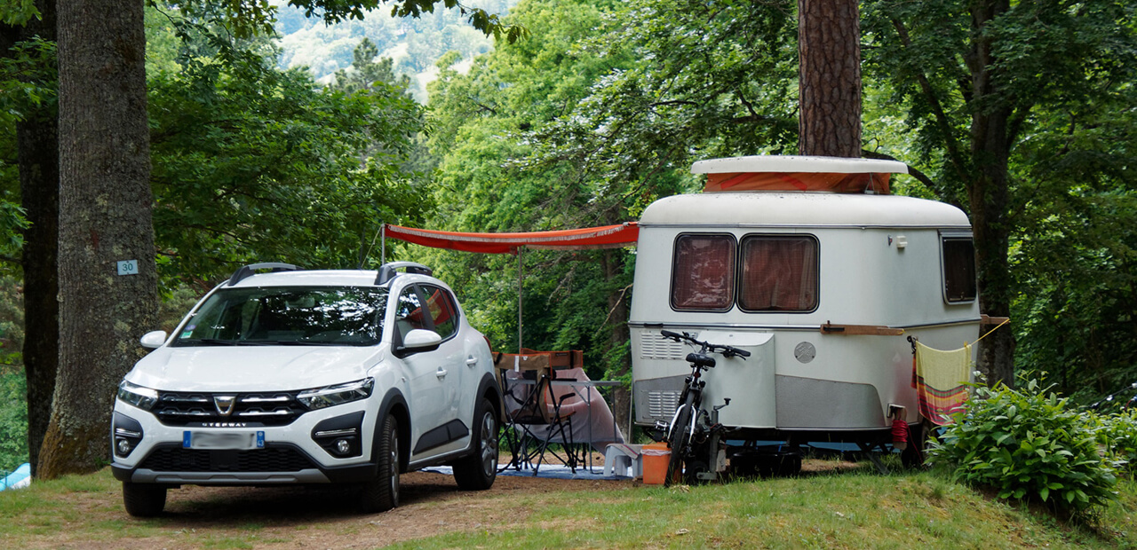 Emplacement pour caravane au camping 2 étoiles à Orbey en Alsace Lefébure